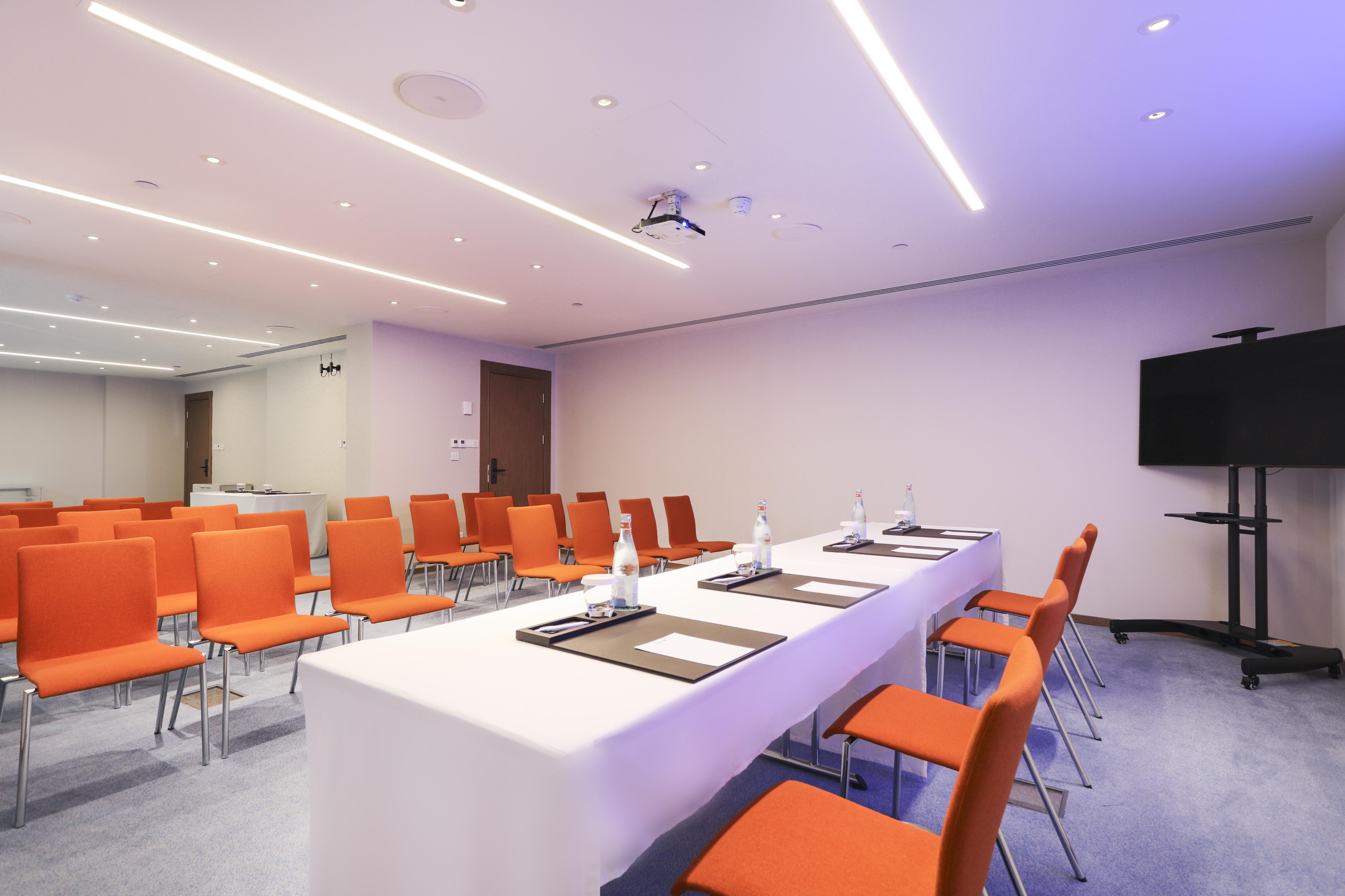 Radisson Blu Hotel, Lárnaka Eksteriør bilde Meeting room